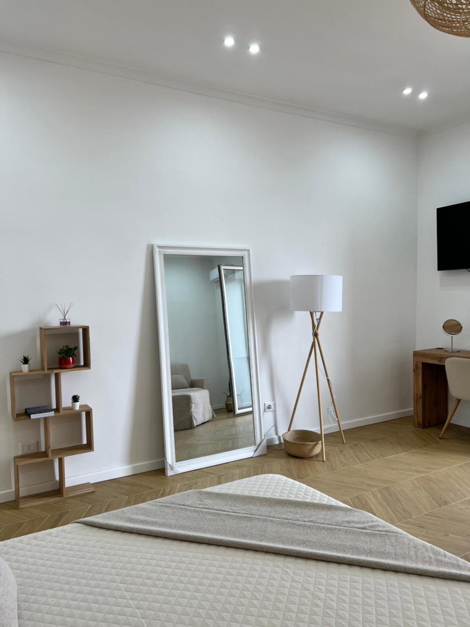 Gennarino Apartments - Panorama Suite With Balcony And Urban Loft Napoli Exterior foto