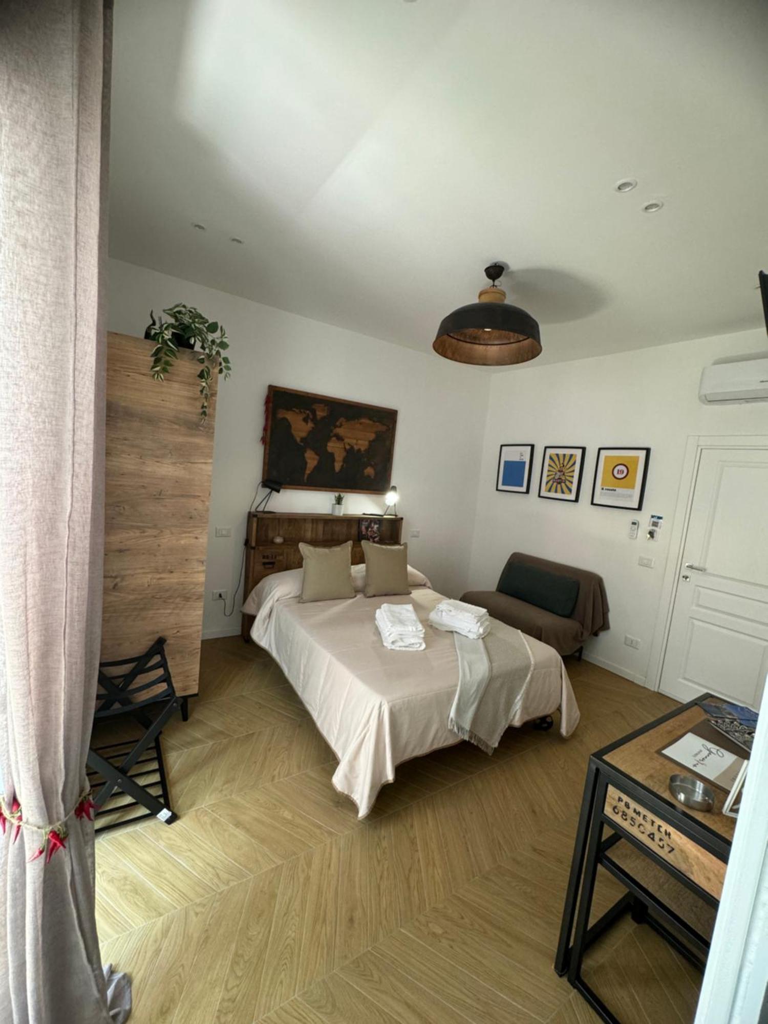 Gennarino Apartments - Panorama Suite With Balcony And Urban Loft Napoli Exterior foto